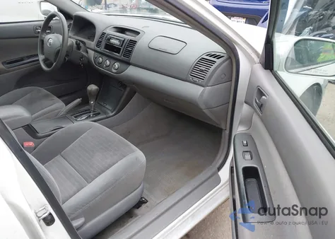 2005 Toyota Camry Le from USA, damaged, VIN 4T1BE32K05U629604